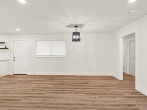 5827 Heron Drive, Houston TX 77033