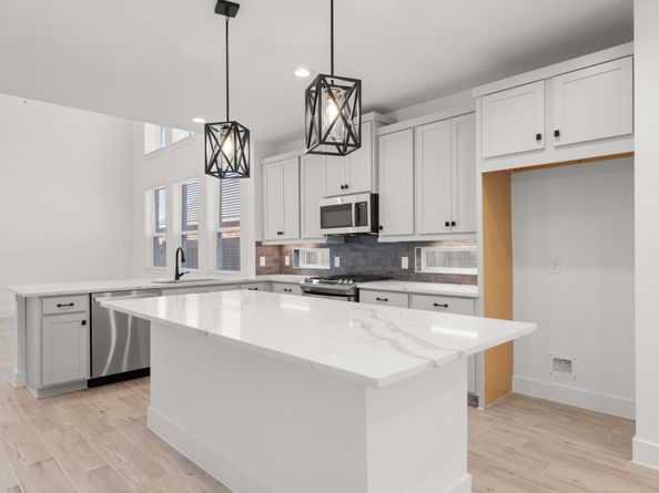 2330 Garden Arbor, Tomball TX 77375