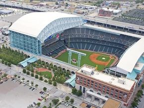 2010 Saint Charles Street, Houston TX 77003