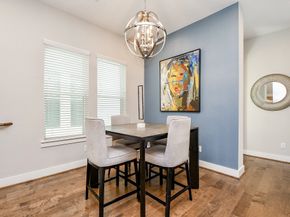 2010 Saint Charles Street, Houston TX 77003