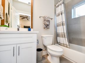 2010 Saint Charles Street, Houston TX 77003