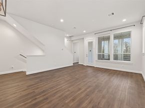 2712 Grand Fountains Drive H, Houston TX 77054