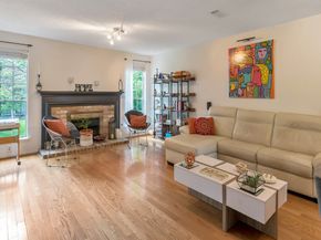 10 E Stony Bridge Circle, The Woodlands TX 77381