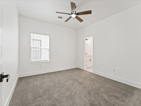 727 E 37th Street, Houston TX 77022