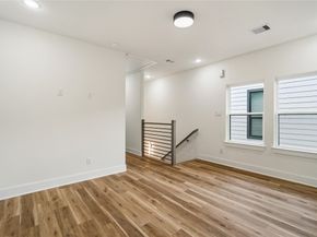 4661 Phlox Street, Houston TX 77051