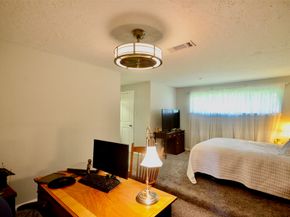 5855 S Braeswood Boulevard SW, Houston TX 77096