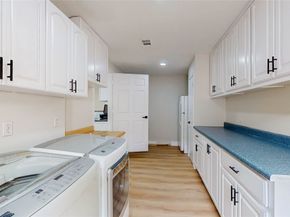 962 Richvale Lane, Houston TX 77062