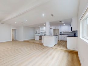 962 Richvale Lane, Houston TX 77062
