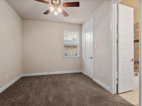 35 N Wheatleigh Drive, Tomball TX 77375