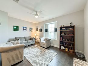 1104 Pearl Wood Drive, Houston TX 77008