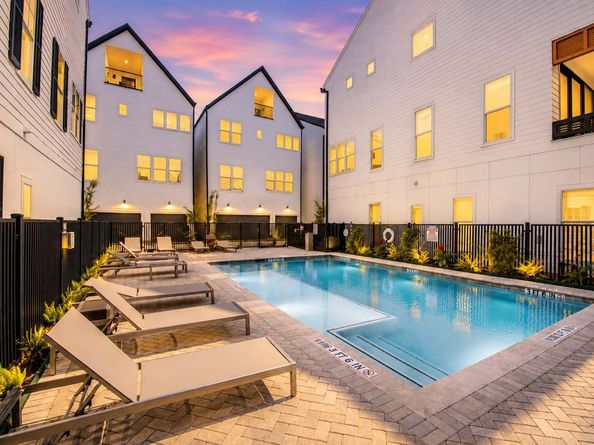 3310 Timbergrove Oak, Houston TX 77008