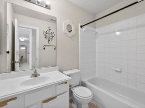 11527 Whittier Bridge Lane, Sugar Land TX 77498