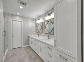 4 Coralvine Court, The Woodlands TX 77380