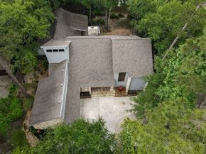 4 Coralvine Court, The Woodlands TX 77380