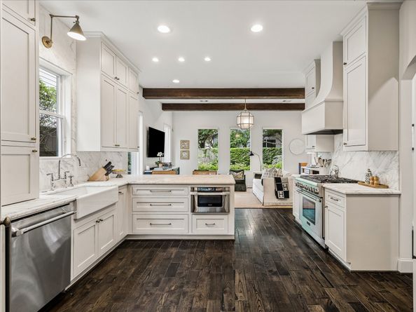 104 Moss Street, Houston TX 77009