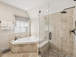 104 Moss Street, Houston TX 77009