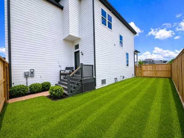 2641 Lake Kolbe Lane, Houston TX 77080