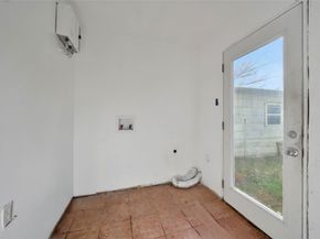 207 Northwood Street, Houston TX 77009