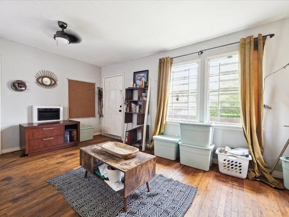 1206 Shearn Street, Houston TX 77007