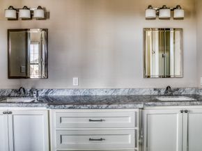 5711 Winsome Lane, Houston TX 77057