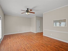 850 Threadneedle Street 79, Houston TX 77079