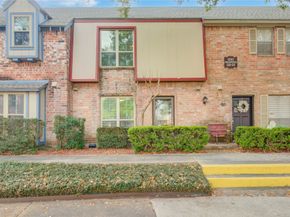 850 Threadneedle Street 79, Houston TX 77079