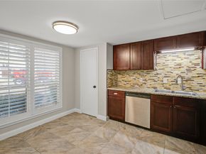 850 Threadneedle Street 79, Houston TX 77079