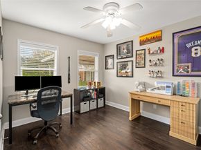 7805 Valley View Lane, Houston TX 77074