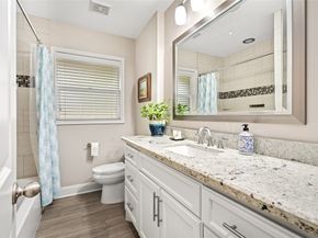 7805 Valley View Lane, Houston TX 77074