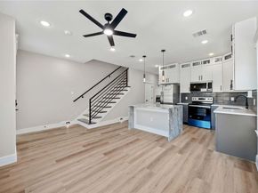 4624 Mayflower Street A/B, Houston TX 77033