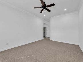 6014 Hamman Street, Houston TX 77007