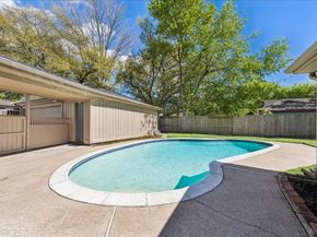 1018 El Dorado Boulevard, Houston TX 77062