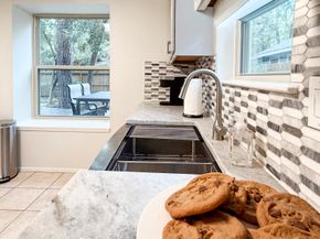 29 Pinewood Forest Court, The Woodlands TX 77381