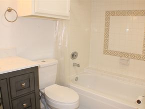 2323 Fairwind Drive 866, Houston TX 77062