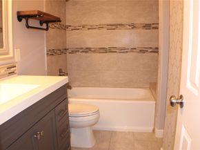 2323 Fairwind Drive 866, Houston TX 77062