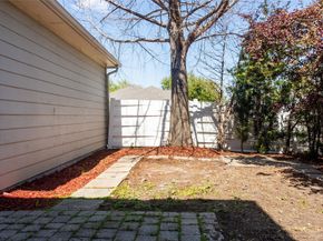 11720 Chanteloup Drive, Houston TX 77047