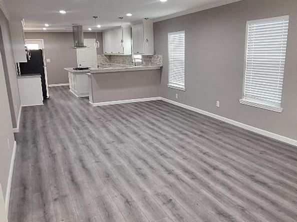 5210 Polk Street, Houston TX 77023