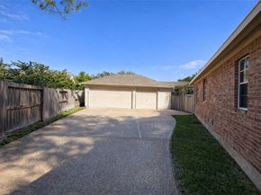 3811 W Pine Brook Way, Houston TX 77059