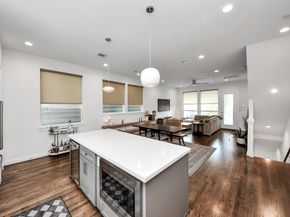 1721 Eado Point Lane, Houston TX 77003