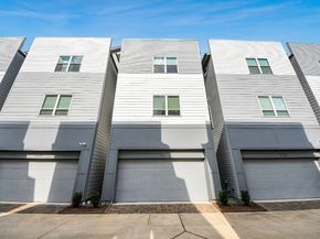 1721 Eado Point Lane, Houston TX 77003