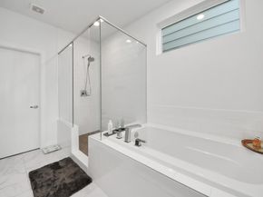 1721 Eado Point Lane, Houston TX 77003