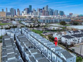 1721 Eado Point Lane, Houston TX 77003