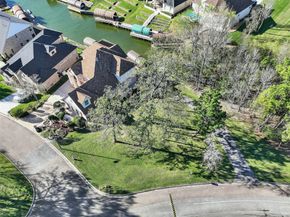 6087 Longmire Trail, Conroe TX 77304