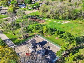 7282 Shady Corners Lane, Houston TX 77040