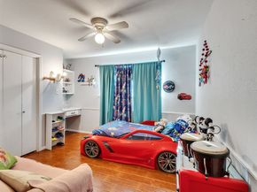 7282 Shady Corners Lane, Houston TX 77040