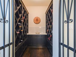 4243 Dickson Street, Houston TX 77007