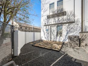 411 T C Jester Boulevard, Houston TX 77007