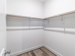 1250 N Post Oak Road A, Houston TX 77055