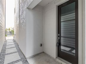 1250 N Post Oak Road A, Houston TX 77055