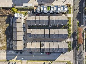 1250 N Post Oak Road A, Houston TX 77055